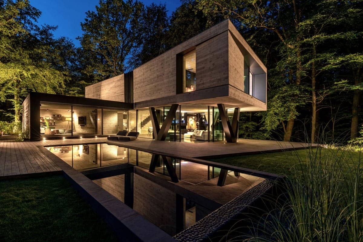 Современный лесной дом